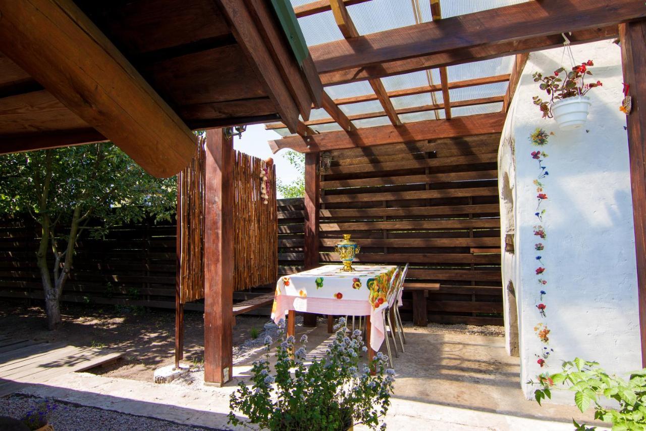 Дом С Сауной И Басейном На Теремках Hatne Exterior foto