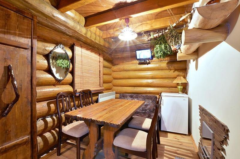 Дом С Сауной И Басейном На Теремках Hatne Exterior foto