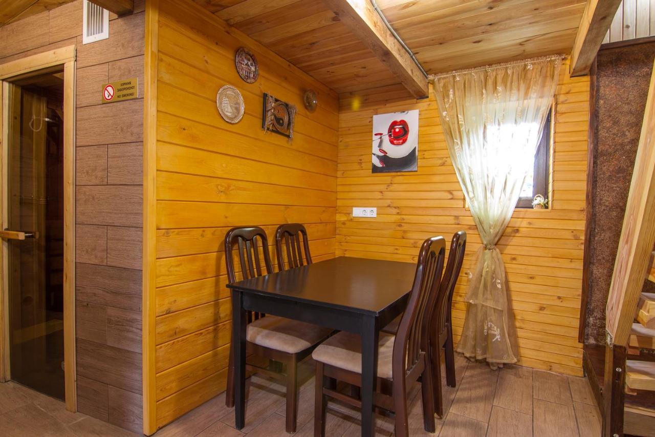 Дом С Сауной И Басейном На Теремках Hatne Exterior foto